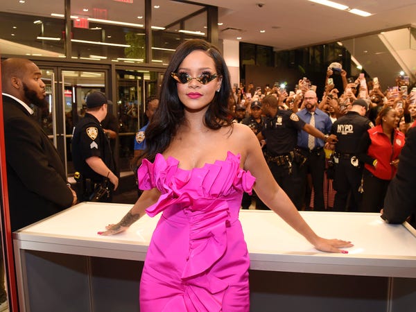 Rihanna in tiny sunglasses